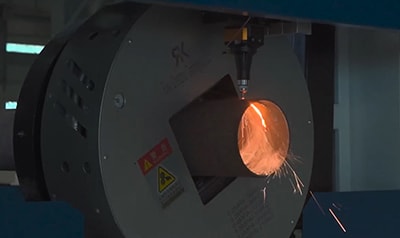ماكينة فايبر ليزر CNC لقطع الأنابيب المعدنية