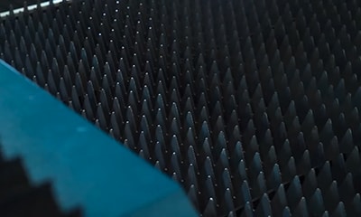 ماكينة فايبر ليزر لقطع الصفائح والأنابيب